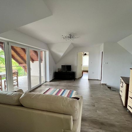 'New' Sunkissed Villa On The Old Hill 巴拉顿诺尔马迪 外观 照片